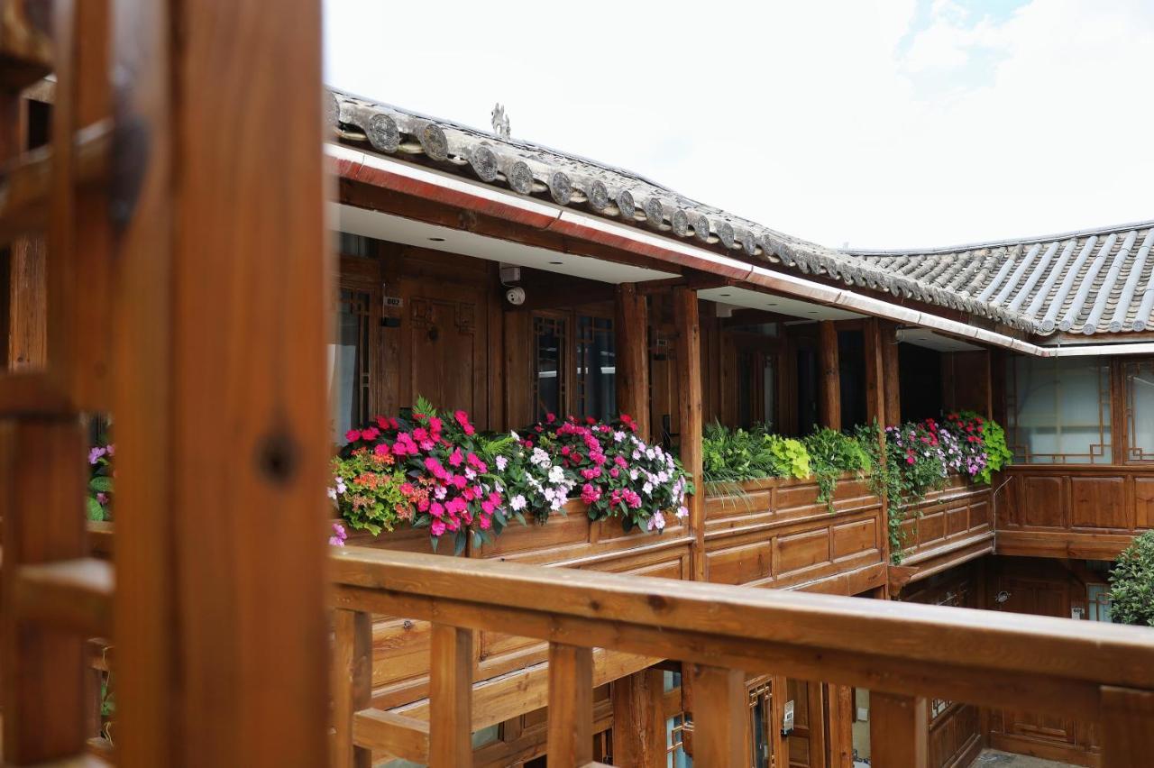Appartement Xiluxiaoxie Saturday 3Nights Airport Free Transfer à Lijiang  Extérieur photo